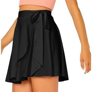 Cute wrap skirt in black